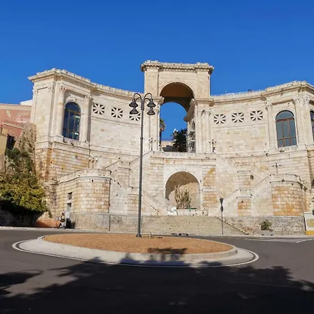 Suitesgaribaldi בית הארחה 4*